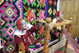 Сокровища в узорах: башкирские паласы «Асалы балас»